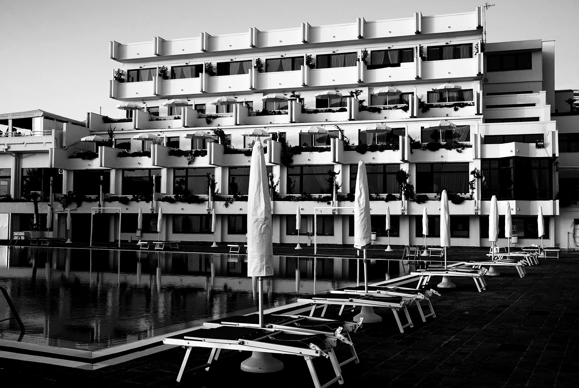 4F3560AF-3AD0-4E1B-AC78-7E2DB5468939